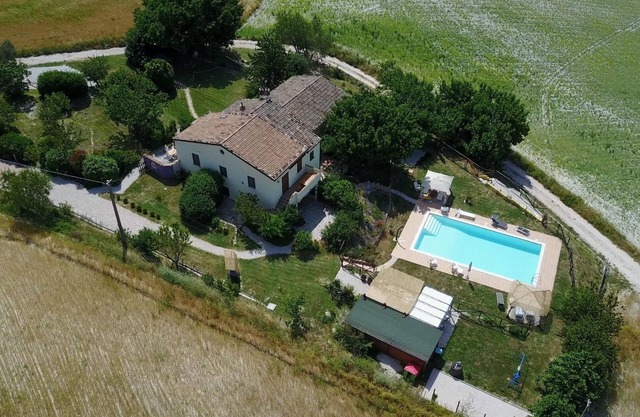 Ferienwohnung Arcevia für 1 - 4 Personen mit 2 Schlafzimmern - Ferienhaus