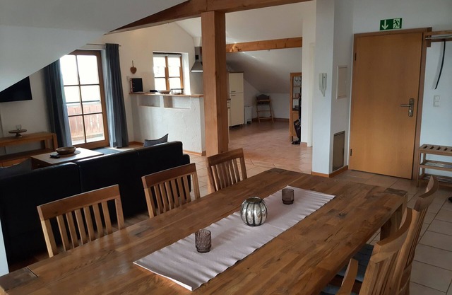 Ferienwohnung "Beim Schmied Straßkirchen" - in Vogtareuth, Nähe Chiemsee und Rosenheim