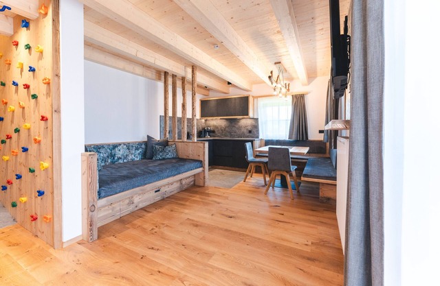 Ferienwohnung 'Berg' mit Bergblick, Gemeinschaftsgarten und Wi-Fi
