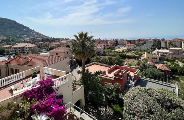 Holiday apartment Borgio Verezzi for 1 - 3 persons with 2 bedrooms - Holiday apartment in one or mul
