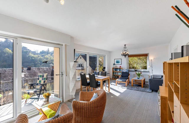 Ferienwohnung 'Burgblick' mit Balkon