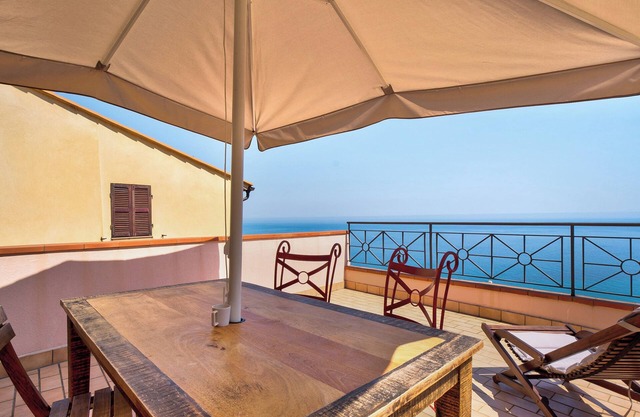 Ferienwohnung "Casa Scotland" mit Meerblick, privater Terrasse und WLAN