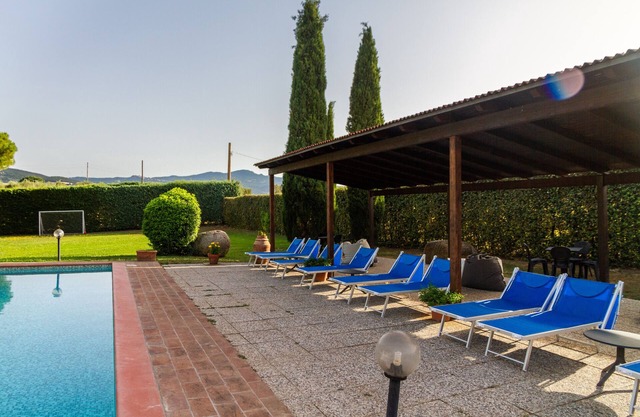Ferienwohnung "Capracotta - Sole" mit 2 privaten Terrassen, Pool & WLAN