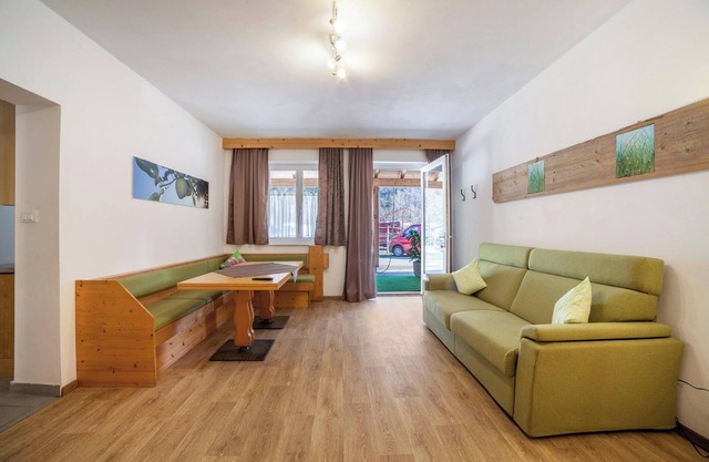 Ferienwohnung "Camping Passeier Lavendel" mit Bergblick, Pool, Sauna & WLAN