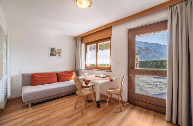 Ferienwohnung 'Camping Passeier Apfelblüte' mit Sauna, Bergblick, Garten & WLAN