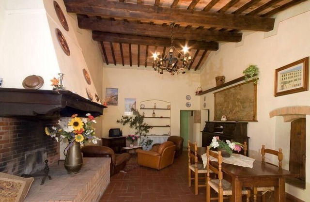 Holiday apartment Capannoli for 1 - 10 persons with 3 bedrooms - Row house