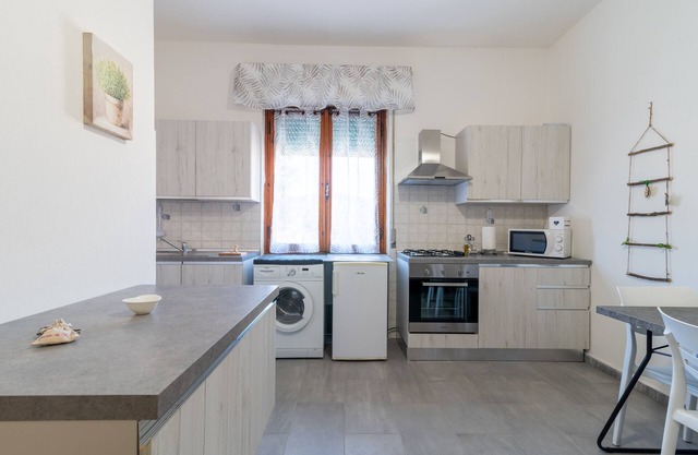 Holiday Apartment "Casa di Flo'" with Private Balcony