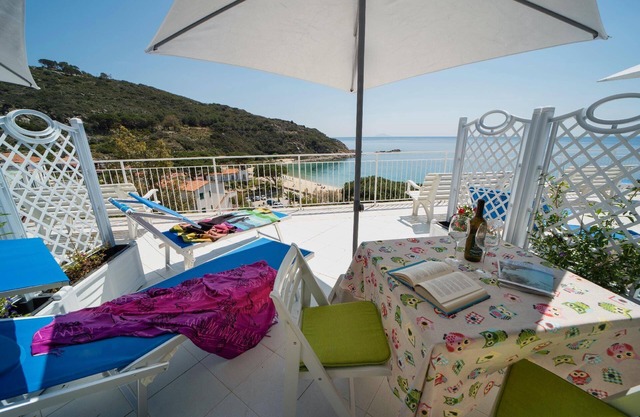 Holiday apartment Cavoli for 1 - 2 persons - Holiday apartment in one or multi-family house