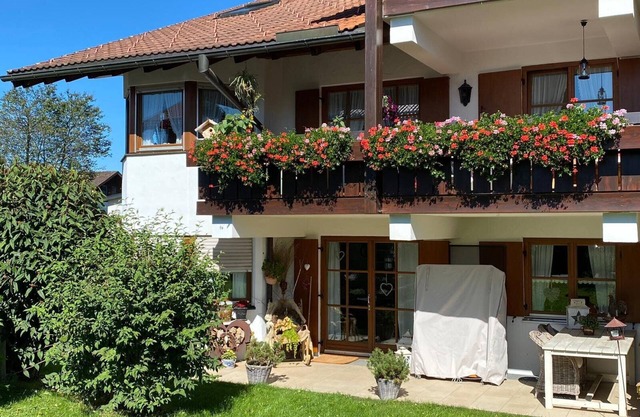Ferienwohnung 'Chaletwohnung Alpenglück' mit privater Terrasse, privatem Garten und Wi-Fi