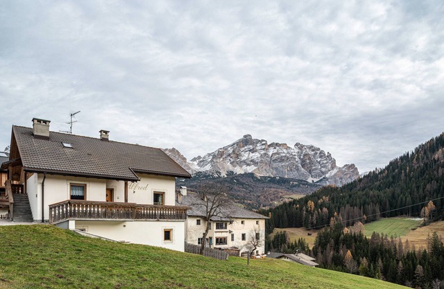 Ferienwohnung 'Ciasa Alfred' mit Bergblick, WLAN & Balkon