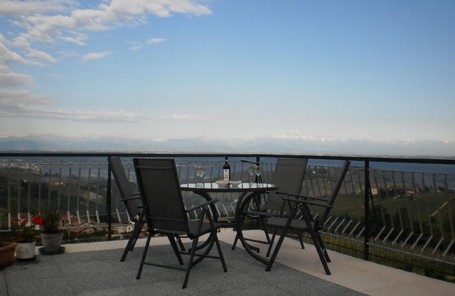 Holiday apartment Dogliani for 1 - 4 persons with 2 bedrooms - Farmhouse