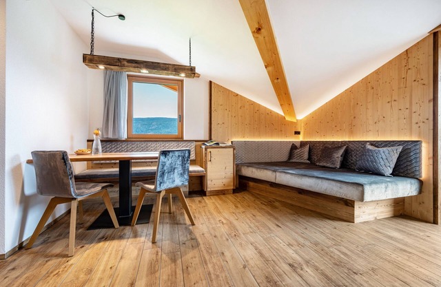 Ferienwohnung "Forchnerhof Apt 3" mit Bergblick, 2 privaten Terrassen und WLAN