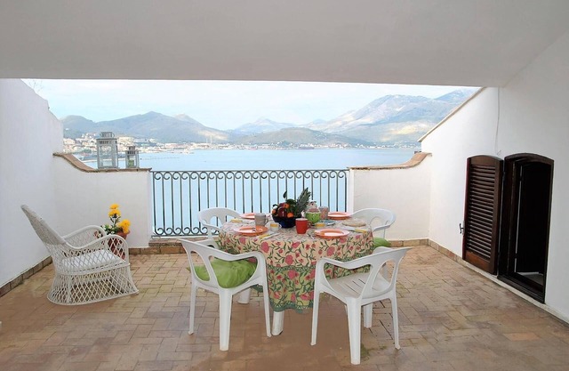 Ferienwohnung Gaeta für 1 - 6 Personen mit 2 Schlafzimmern - Ferienhaus