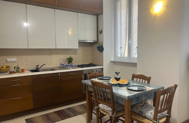 Ferienwohnung Genova für 1 - 4 Personen mit 1 Schlafzimmer - Ferienwohnung in Ein- oder Mehrfamilien