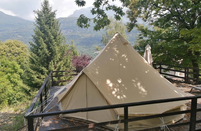 Ferienwohnung "Glamping C Selva Tenda Castagno" mit privatem Pool