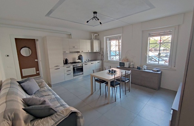 Ferienwohnung "Grey House Pavia vicino a ospedali" mit A/C & Wi-Fi