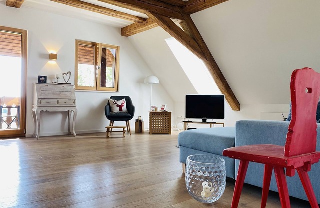 Ferienwohnung 'Haus Alpenblick' mit Bergblick, Gemeinschaftsterrasse und Wi-Fi