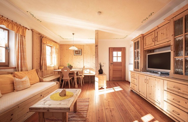 Ferienwohnung "Himmelschlüssel" mit Bergblick, 2 privaten Terrassen und WLAN