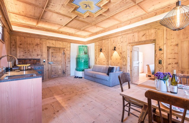 Ferienwohnung Hof im Thal Apt Zirbe mit wunderschönem Bergblick und Balkon