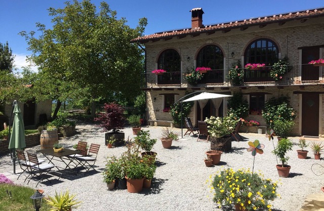 Ferienappartement im Herzen der Alta Langa, Erholung, Entspannung und Genuss