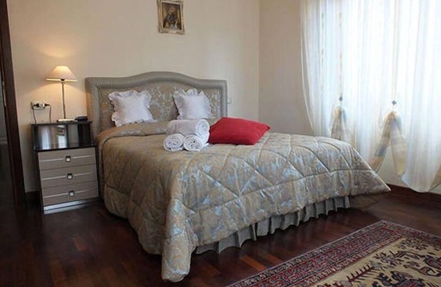 Ferienwohnung Bastia Umbra für 1 - 10 Personen mit 4 Schlafzimmern - Reihenhaus