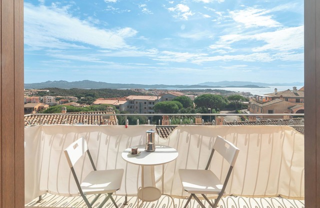 Ferienwohnung "B 104 Puntavilla Mare" mit Blick auf das Meer
