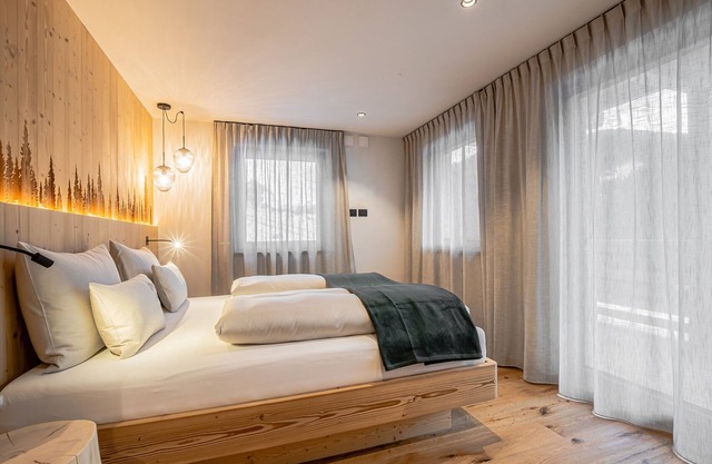 Ferienwohnung "Biohof Ruances Bosch" mit Bergblick, privater Terrasse und WLAN