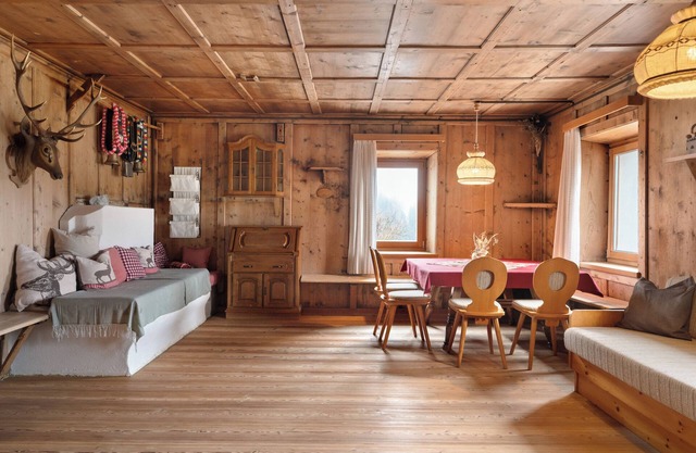 Ferienwohnung 'Kuhglocke' mit Bergblick, privater Terrasse und Wi-Fi
