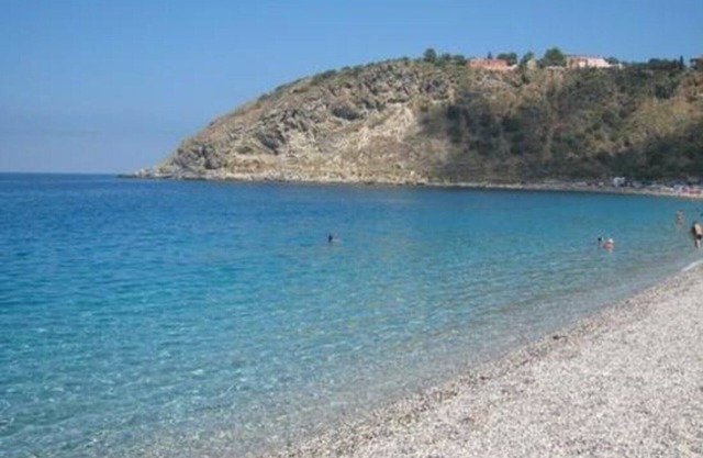 Holiday Apartment "Le Antiche Mura - Monolocale" with Private Terrace & Wi-Fi