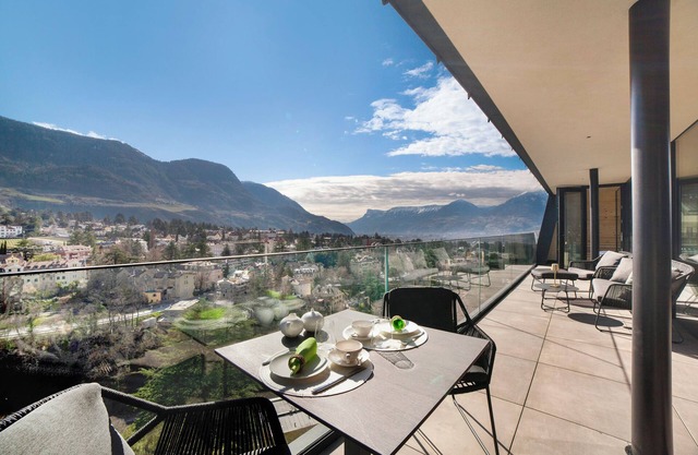 Ferienwohnung 'Levita Living Freiheit' mit Bergblick, privater Terrasse und WLAN