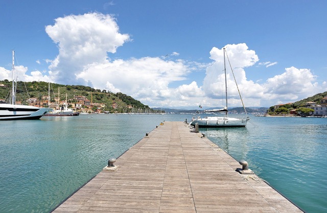 Holiday Apartment "Marta" in Le Grazie - Portovenere - with Sea View, Balcony & Wi-Fi