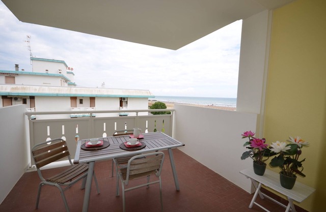 Ferienwohnung mit Klimaanlage und Balkon