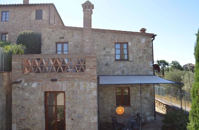 Ferienwohnung mit Pool und Terrasse