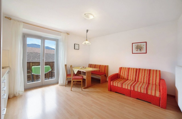 Ferienwohnung "Mosttragerhof 2" mit Bergblick, Gemeinschaftspool und WLAN