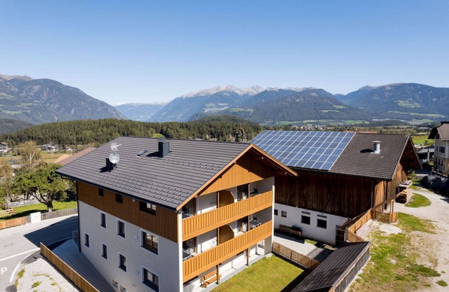 Ferienwohnung 'Obergasserhof Waldruhe' mit Bergblick, Gemeinschaftsgarten und WLAN