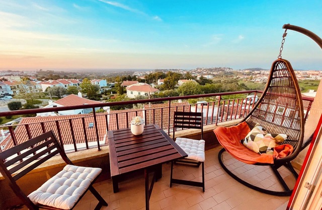 Ferienwohnung oder digitales Arbeiten mit Blick auf Lissabon & Atlantikküste.