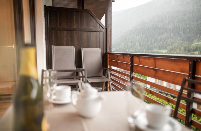 Ferienwohnung 'Pöder Karspitz' mit Bergblick, Balkon, Gemeinschaftsgarten und WLAN