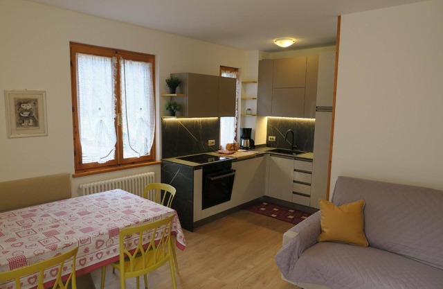 Ferienwohnung Pur für 1 - 6 Personen mit 3 Schlafzimmern - Ferienwohnung