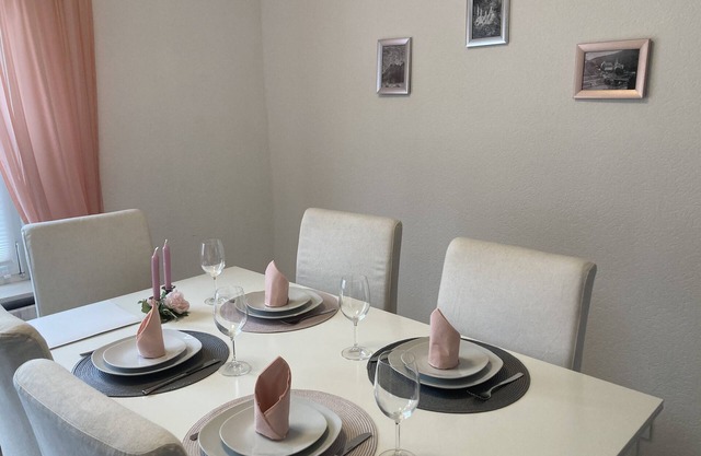 Ferienwohnung "Rübeland" mit Bergblick, Gemeinschaftsgarten und WLAN