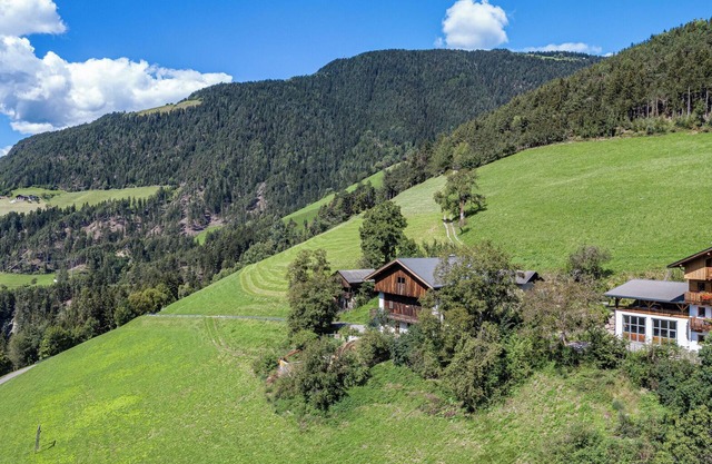 Ferienwohnung "Raffreiderhof Apt Fichte" mit Bergblick, Pool und WLAN