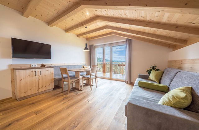 Ferienwohnung "Rosmarin" mit Bergblick, WLAN, Balkon & Sauna