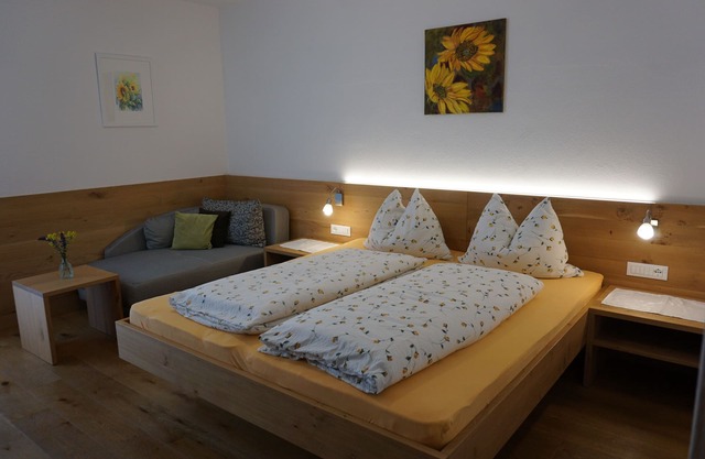 Ferienwohnung "Sonnenblume" mit Balkon