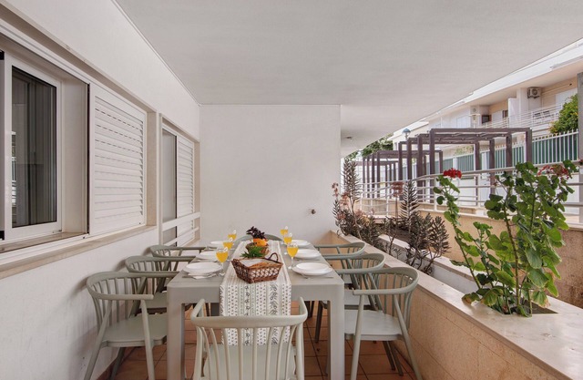 Ferienwohnung "T3 Santa Luzia - G" mit Gemeinschaftspool, 2 Balkonen und WLAN
