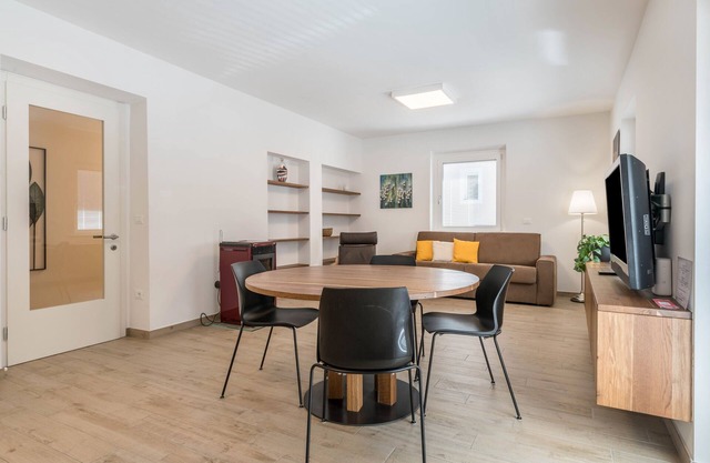 Ferienwohnung "Talhaus - Rita" mit Bergblick, Gemeinschaftsgarten und WLAN