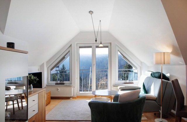 Ferienwohnung 'Tannenblick 7-5' mit Bergblick, Balkon und Wi-Fi