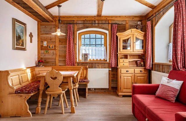 Ferienwohnung "Thomasegg Hof Birke" mit Bergblick, Gemeinschaftsterrasse und WLAN