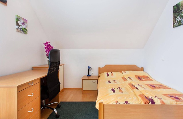 Ferienwohnung Trbuje für 1 - 2 Personen mit 1 Schlafzimmer - Ferienwohnung