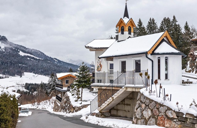 Holiday Apartment 'Villa Musica ' with Mountain View, Terrace & Wi-Fi