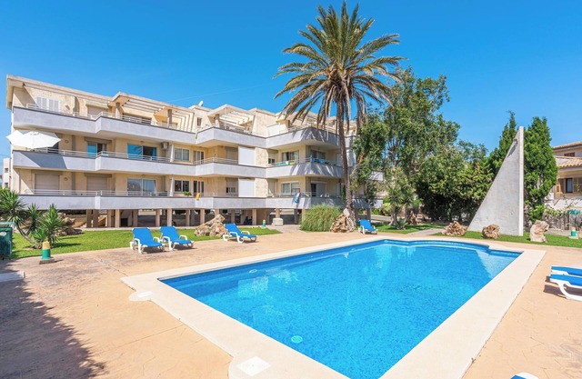 Ferienwohnung "Veleta ll" in der Nähe dem Strand mit Meerblick, Gemeinschaftspool & WLAN