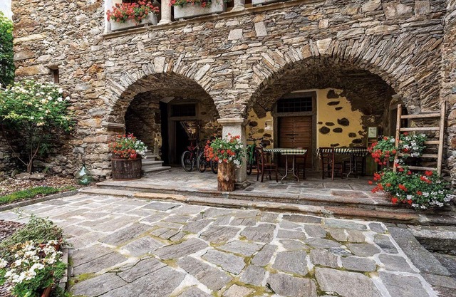 Holiday apartment Viganella for 6 - 10 persons with 5 bedrooms - Holiday house